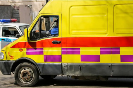 Атырауда 9 жастағы баланың үстіне электрлмотоцикл құлап кетті 