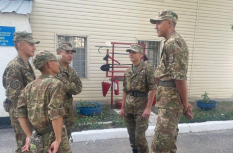 Абай облысында алып сарбаз борышын өтеп жатыр