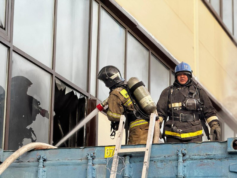 Астанада жоғары дәрежеде ірі өрт сөндіріліп жатыр