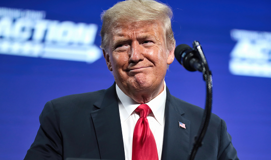 Трамп журналистерден жала жапқаны үшін 10 миллиард доллар талап етті