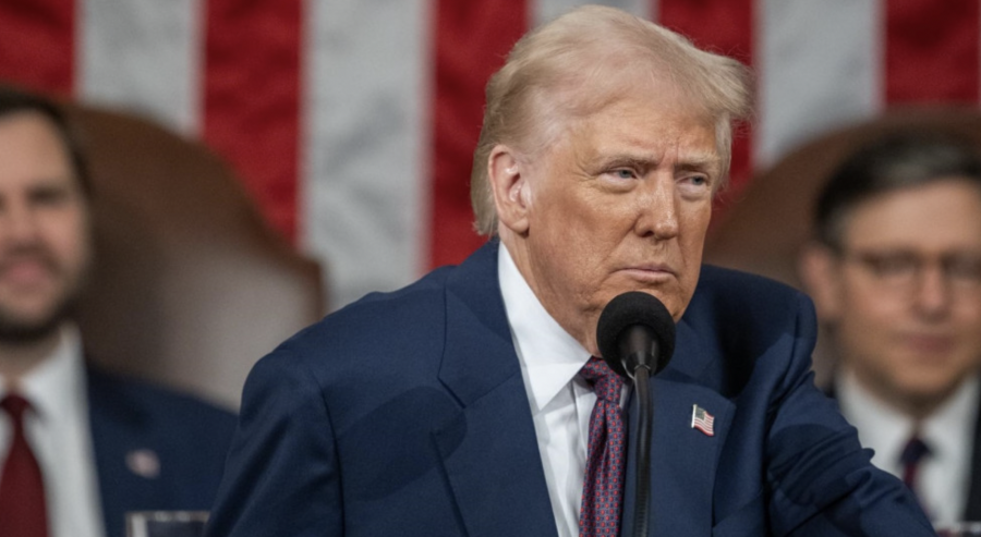 АҚШ барлау басшысы Обаманы Трампқа қарсы астыртын жоспар ұйымдастырды деп айыптады