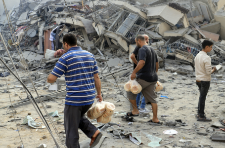 Газада аштықтан қайтыс болғандар саны 127 адамға жетті