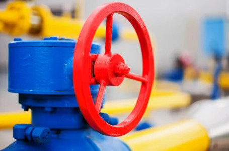 Украина Әзербайжаннан газ ала бастады