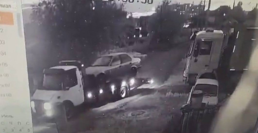 Астана тұрғынының көлігі эвакуатор көмегімен ұрланған (видео)