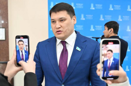 Берденовке жасалған қастандық бойынша сот басталды: шенеуніктің өзі келмеді