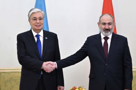 Тоқаев ертең Армения премьер-министрі Никол Пашинянмен сөйлеседі