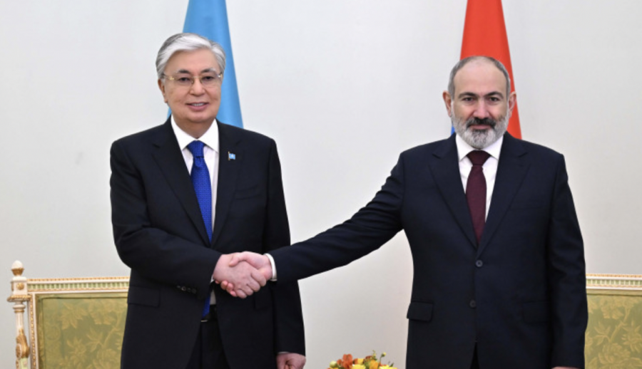 Тоқаев ертең Армения премьер-министрі Никол Пашинянмен сөйлеседі