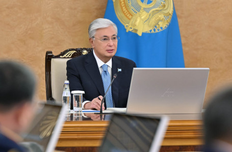 “Тапсырмалардың орындалу барысы мәз емес“. Тоқаев жасанды интеллект туралы кеңес өткізді