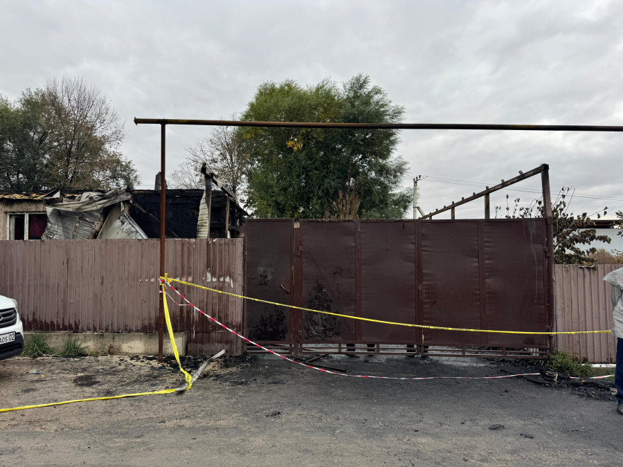 Шерзаттың үйі өртенген оқиға: адвокат тарап жатқан ақпараттың ақ-қарасын айтты