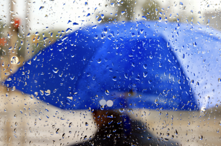 Жаңбыр жауып, найзағай түседі: бүгін ауа райы қандай болады?