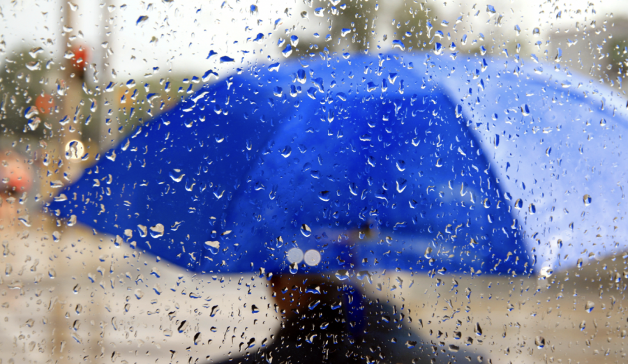 Жаңбыр жауып, найзағай түседі: бүгін ауа райы қандай болады?