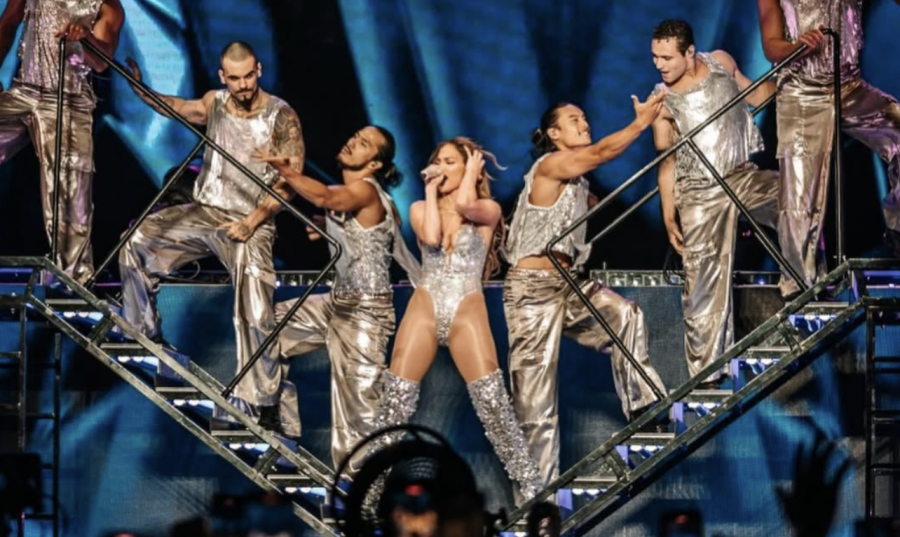 Алматы Джей Лоның концертінен миллиардтап табыс тауып, “байып“ кетті