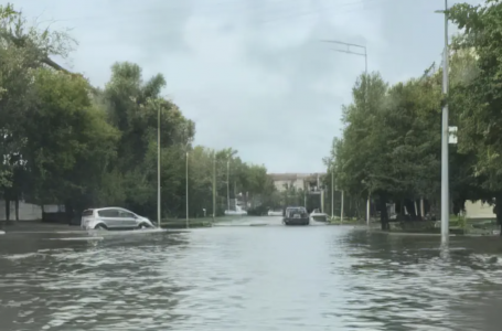 Петропавлда нөсерден кейін көшелер мен жертөлелерді су басты