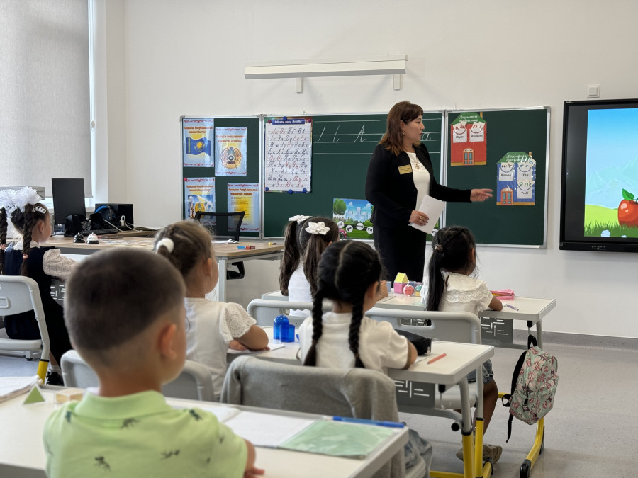 Оралда “Келешек мектебі“ жобасы аясында оқушыларға даярлық курсы өтіп жатыр