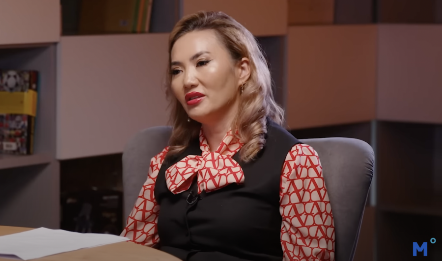 Әйел гинекологпен жыныстық қатынас