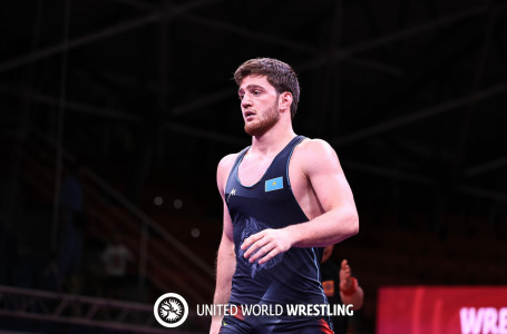 Қазақстандық еркін күрес шебері өзбекстандық спортшыға есе жіберді