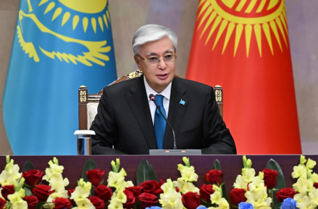 Тоқаев пен Жапаров баспасөз брифингін өткізді