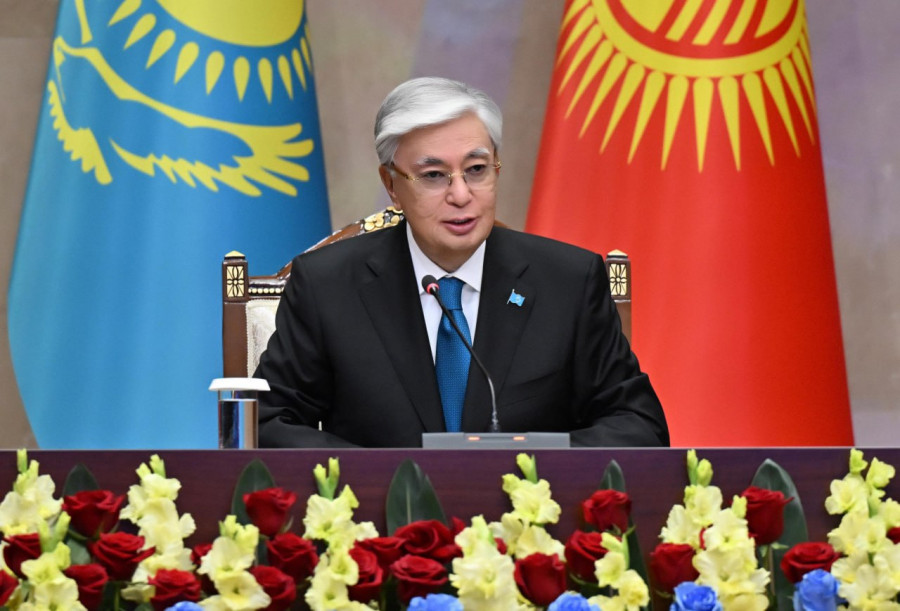 Тоқаев пен Жапаров баспасөз брифингін өткізді