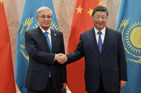 Тоқаев Си Цзиньпинмен келіссөз жүргізді