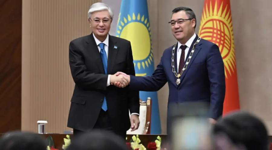 Тоқаев Садыр Жапаровты Тәуелсіздік күнімен құттықтады