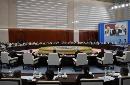 Қытайдағы ШЫҰ саммиті: мемлекеттер басшылары бірқатар құжатқа қол қойылды