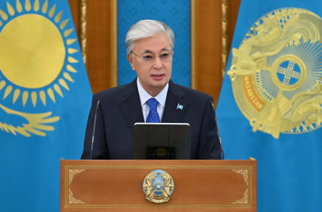 “Жақын арада мұнай өндіру көлемін жылына 100 млн тоннаға жеткіземіз“ - Тоқаев