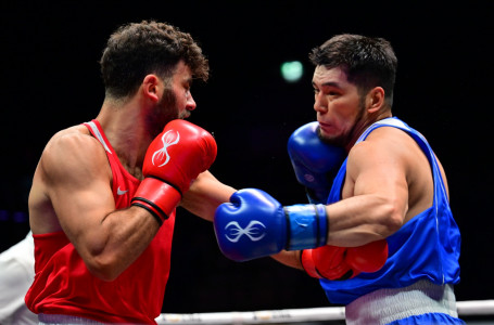 Айбек Оралбай әлем чемпионатын сәтті бастады