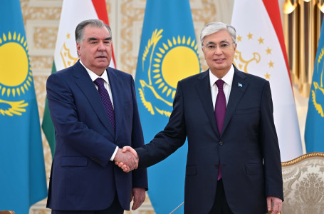 Тоқаев Тәжікстан президентін құттықтады