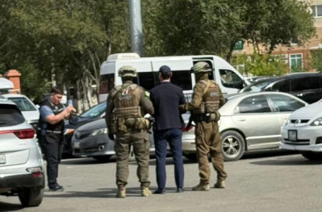 Атырауда ҰҚК шенеунікті әкімдік ғимаратында ұстады - БАҚ