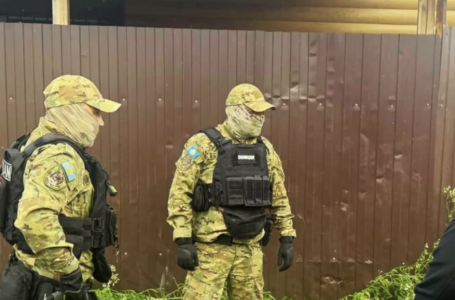 Қостанай облысында ер адам әйелінің бұрынғы күйеуін бопсалап келген