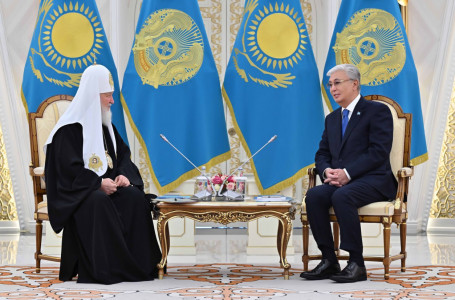 Тоқаев Мәскеу және бүкіл Ресей патриархы Кириллді марапаттады