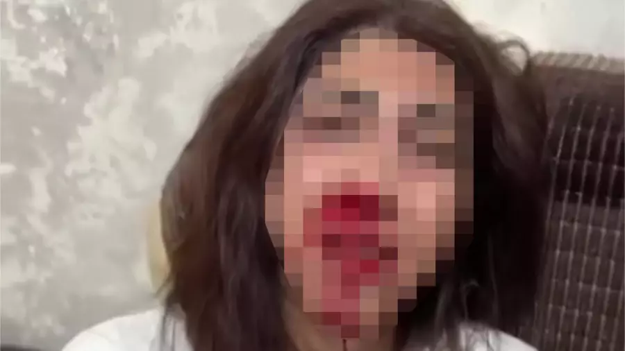 Випадковидің порно суреттері Жетілген көршісімен порно видео