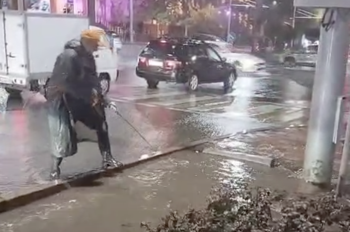 Нөсер жауын Алматының астаң-кестеңін шығарды: алдағы күндерге болжам