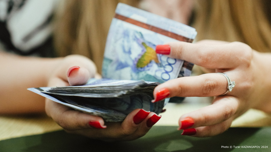 Әкім орынбасары комиссияның атынан қол қойған: әлеуметтік көмекке қатысты заңсыздық әшкере болды