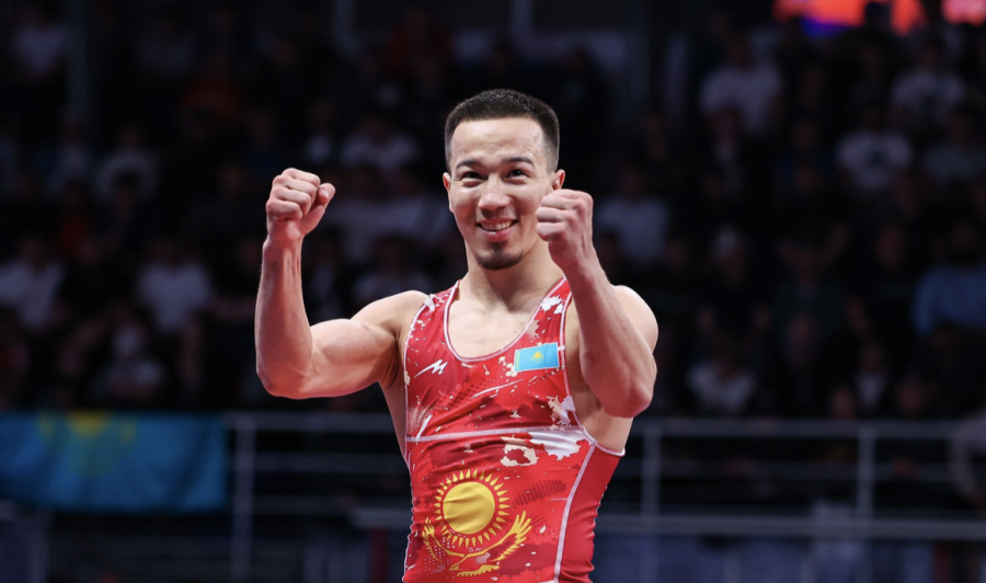 Университеттен секс кадрлары