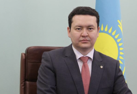 Сотталған экс-шенеунік Олжас Әбішев министрлікке қайта жұмысқа орналасты ма?