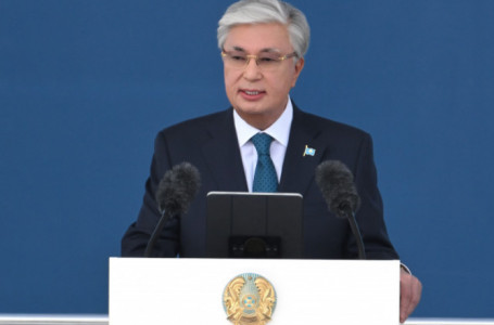 “Кең ауқымды алаяқтыққа ұқсайды“. Тоқаев әлемдік тренд туралы айтты