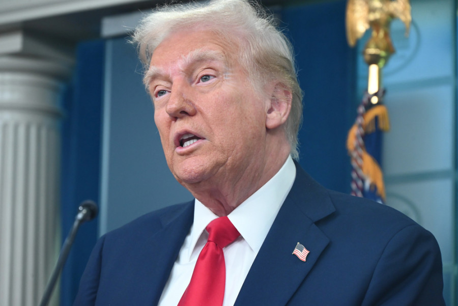 Трамп мигранттардың АҚШ-та туған балаларына азаматтық беруді тағы да тоқтатпақ