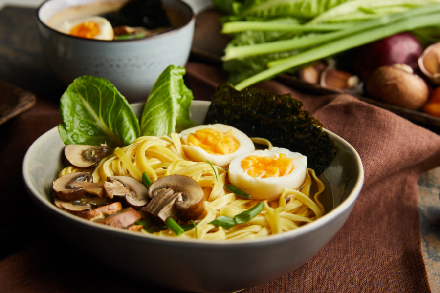 Рамен лапшасын шамадан тыс жеу ерте өлім қаупін арттырады