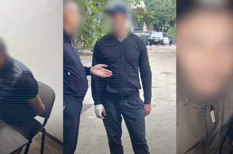 Алматыда бетперде таққан үшеу жеке кәсіпкердің үйіне қарақшылық шабуыл жасаған