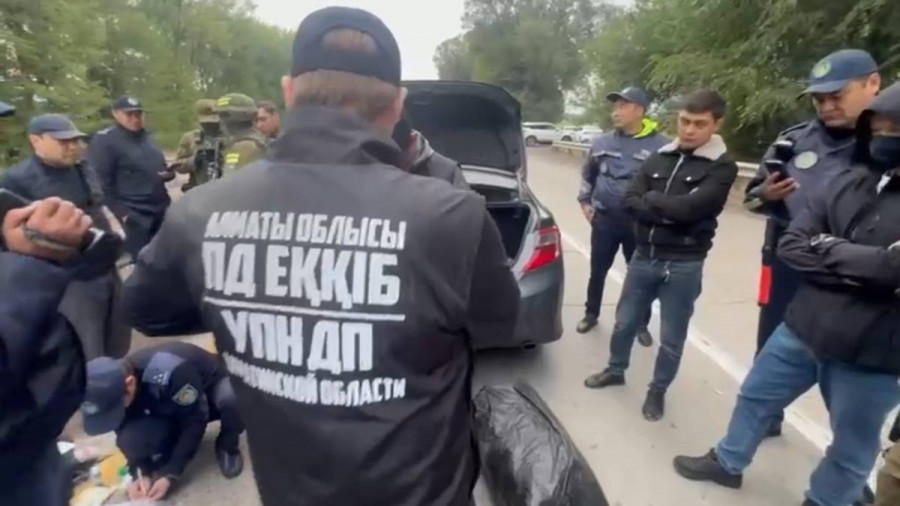 Алматы - Бішкек тасжолында арнайы операция өткізілді: бір адам ұсталды