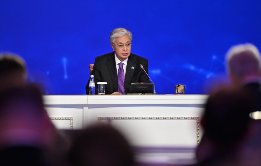 Президент: “Цифрлық кодексті асығыс қабылдай салуға болмайды“