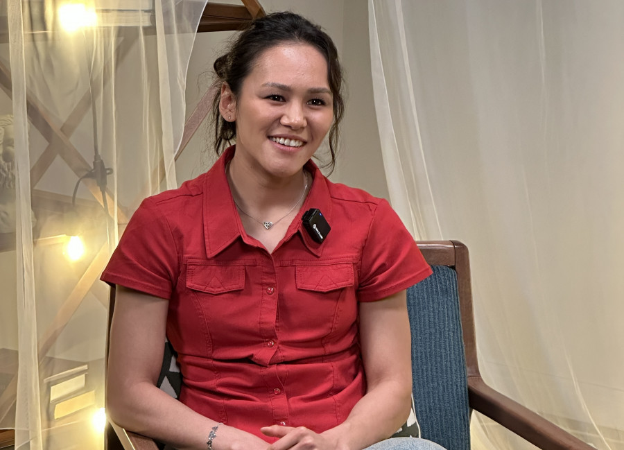 “Анам көрмегенін әкем көрсе екен деймін“. Әлем чемпионы Алуа Балқыбекова эксклюзив сұхбат берді