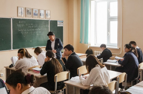 Ұстаздар күні: Қазақстанда қанша педагог бар?