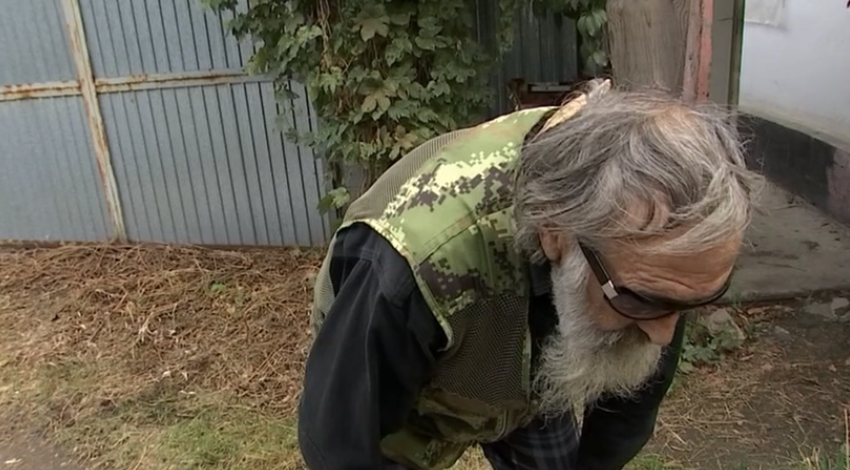 Алматы тұрғындары 60 жастағы көршісінің ессіз әрекетінен шошып отыр