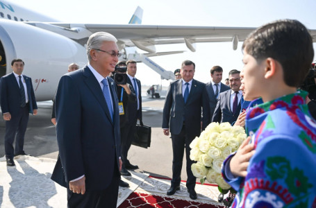 Душанбе Тоқаевты қалай қарсы алды?