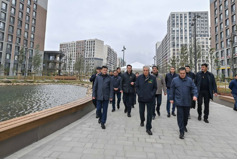 Тоқаев  “Нұра“ ауданындағы Greenline бульварын аралап көрді