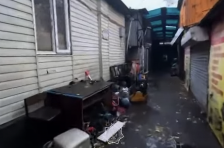 Алматыда дүкен өртенді: от “Тастақ“ базарына тарала жаздады