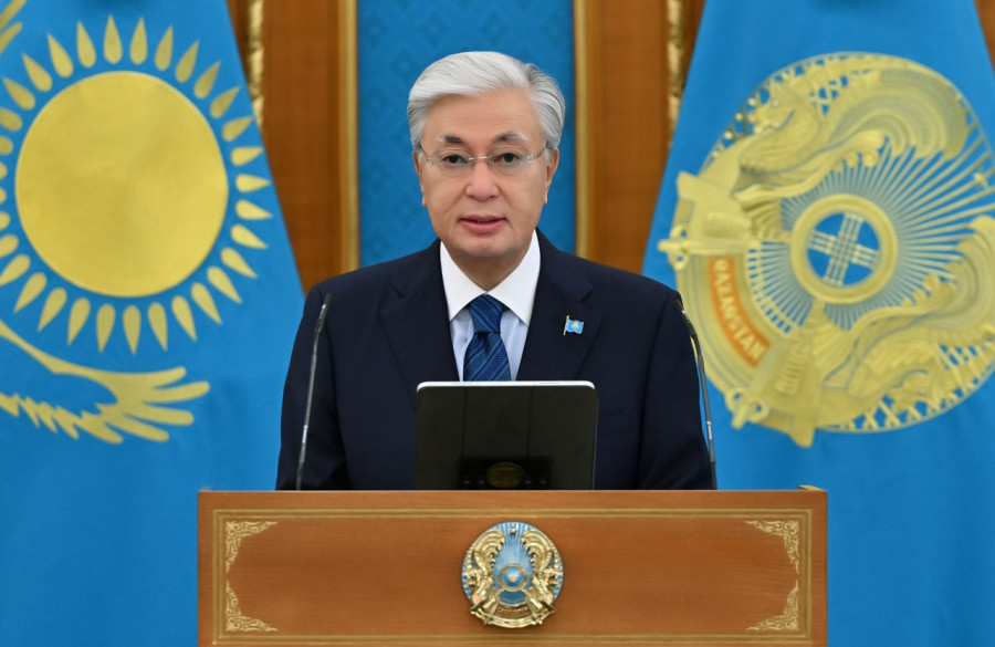 “Атақ-абырой үшін федерация басқару дұрыс емес“. Тоқаев Президент әкімшілігіне тапсырма берді