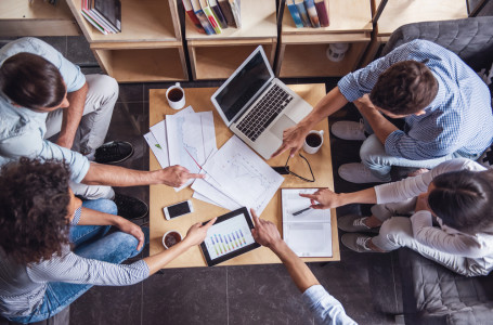 АҚШ алдағы 3 жылда 7 миллион қызметкерден қағылуы мүмкін